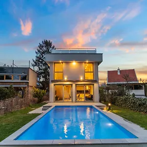 https://villa-jger-mit-pool-in-wien.vienna-besthotels.com
